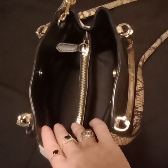 Vintage Coach Crossbody Purse - Picture 6 of 10